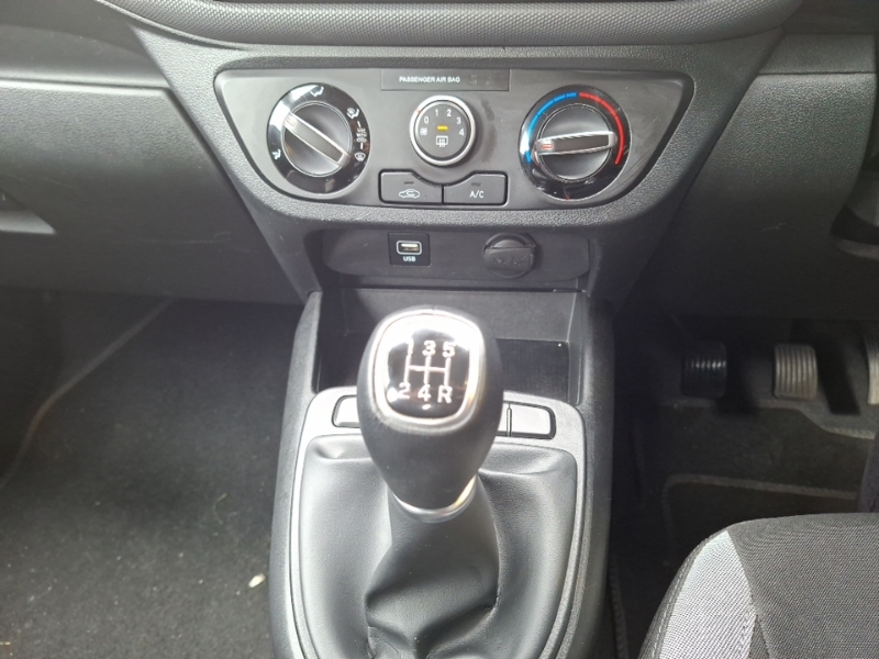 Hyundai I10 1.0 Se Connect Euro 6 Ss Red #17