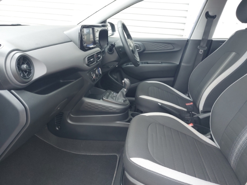 Hyundai I10 1.0 63 Advance Nav Blue #5