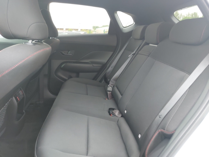 Hyundai Kona 1.6T 138 N Line White #6