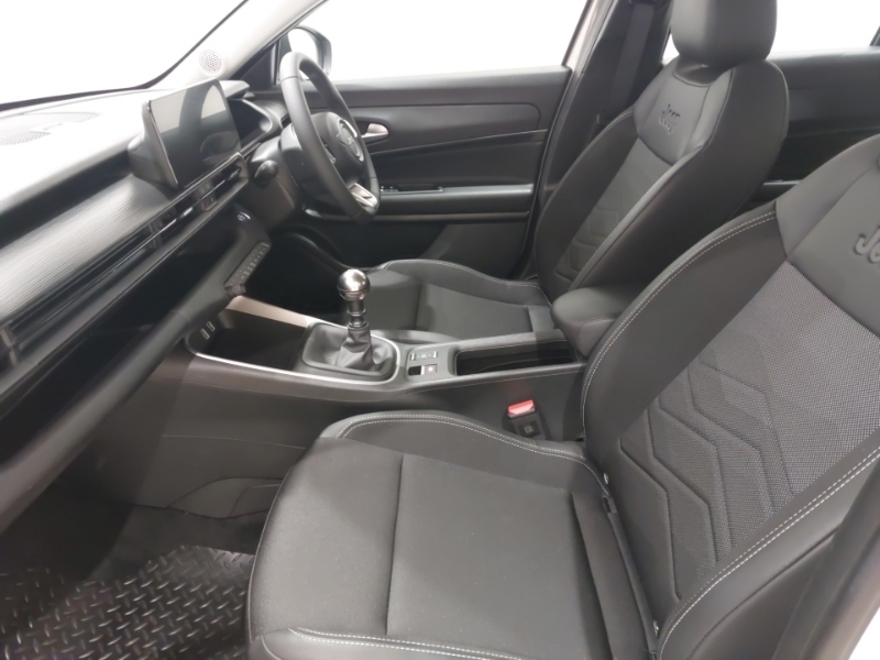 Jeep Avenger 1.2 Altitude Beige #5