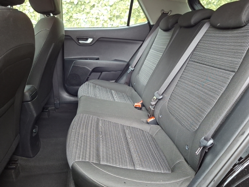 Kia Stonic 1.0T Gdi 99 2 Black #6