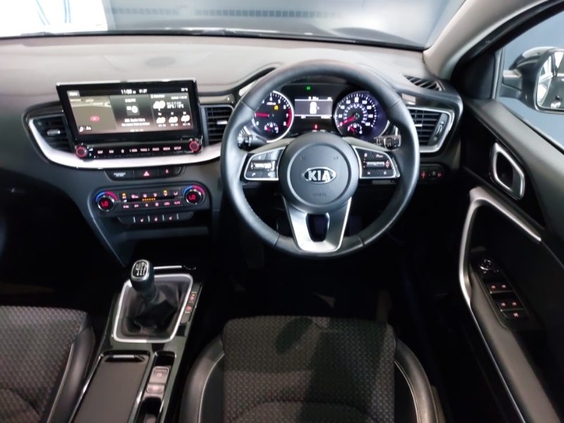 Kia Xceed 1.6 Gdi 8.9Kwh 3 Suv Plug-in Hybrid Dct Grey #8