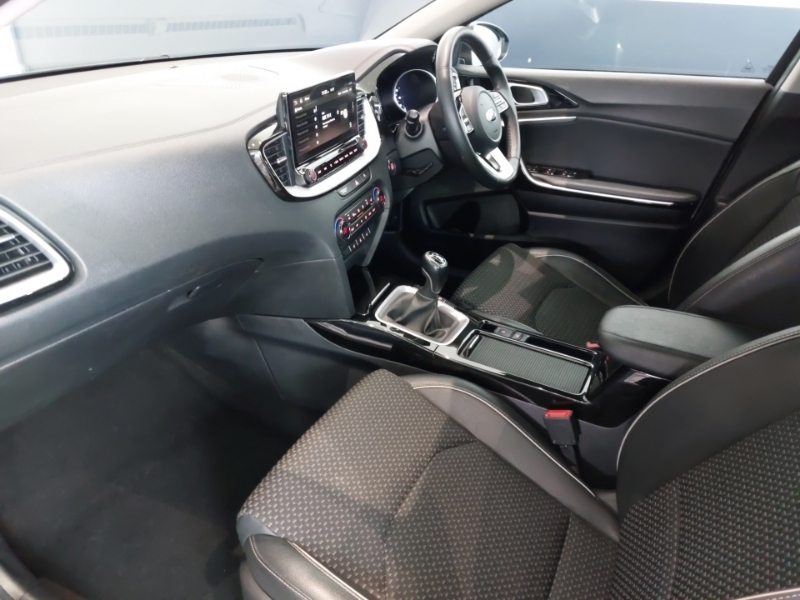 Kia Xceed 1.0T Gdi Isg 3 Black #5