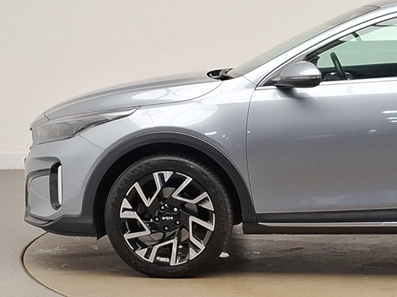 Kia Xceed 1.5 T Gdi Gt Line Suv White #19