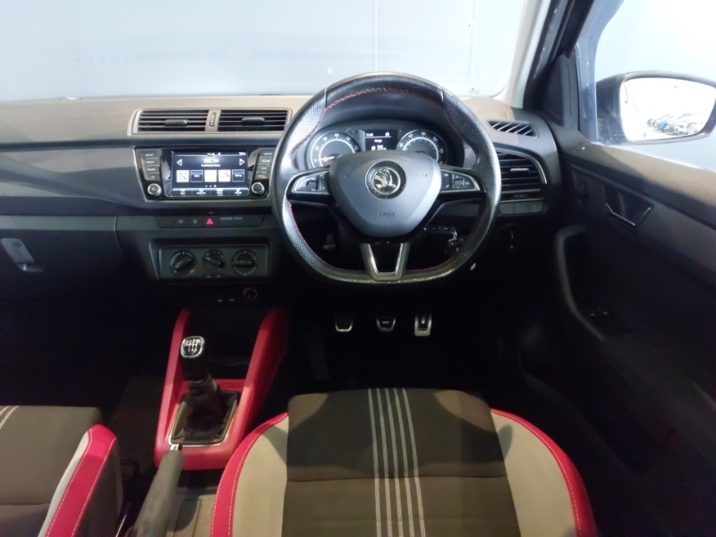 Skoda Fabia 1.0 Tsi 110 Monte Carlo Black #5