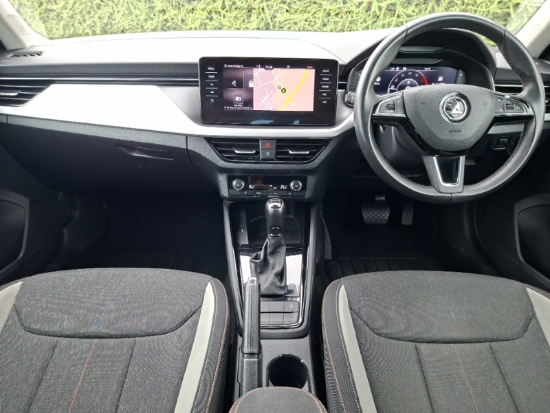 Skoda Kamiq 1.6 Tdi Se L Dsg Silver #3