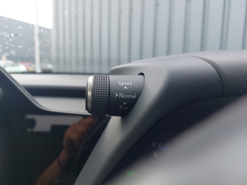 Lexus UX 250H 2.0 Cvt Premium Plussunroof  #17