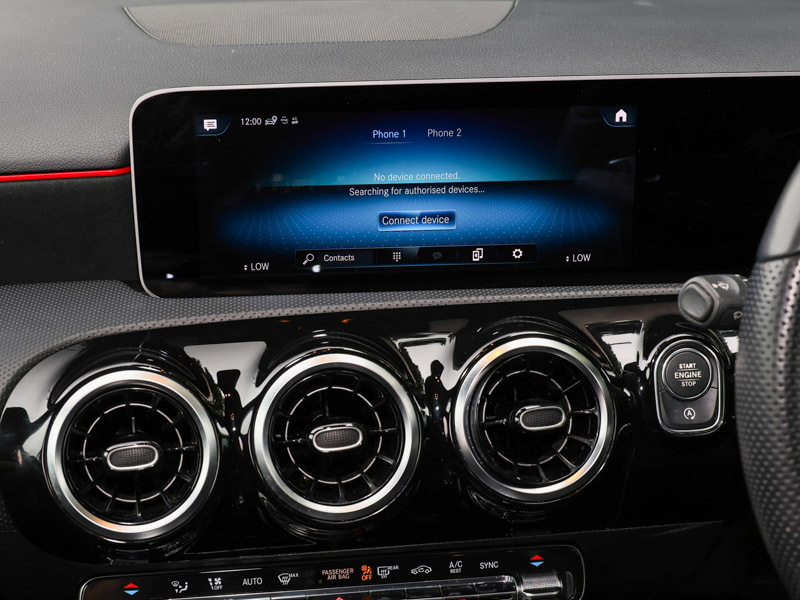 Mercedes-Benz A Class 2.0 A220 Amg Line Premium 7G-dct Euro 6 Ss Black #16