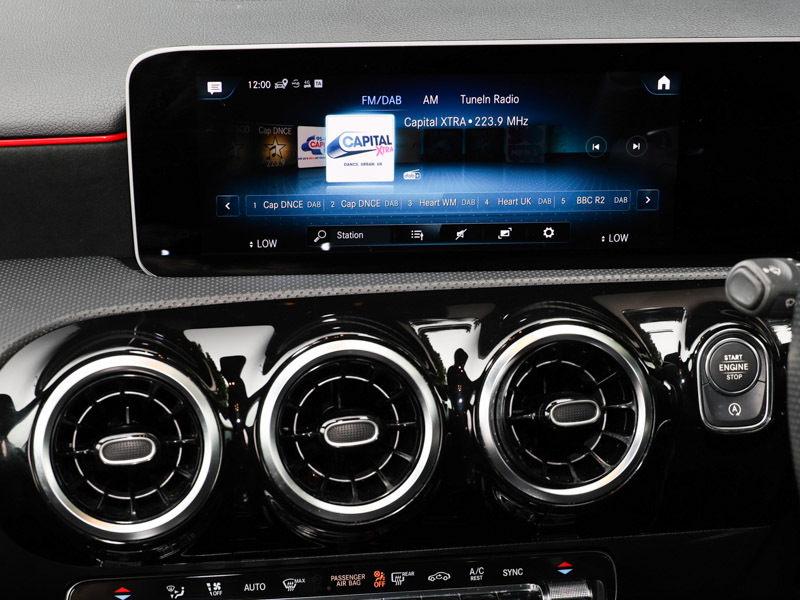 Mercedes-Benz A Class 2.0 A220 Amg Line Premium 7G-dct Euro 6 Ss Black #15