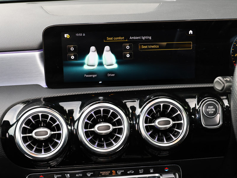 Mercedes-Benz A Class 1.3 A 180 Sport Executive 135 Bhp 7In Satellite Silver #20