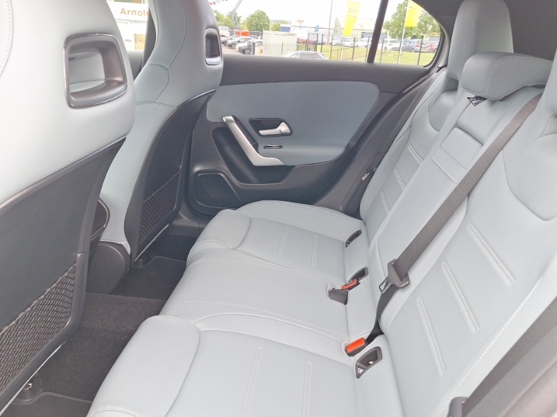 Mercedes-Benz A Class A180 Amg Line Executive SN24VEA White #6