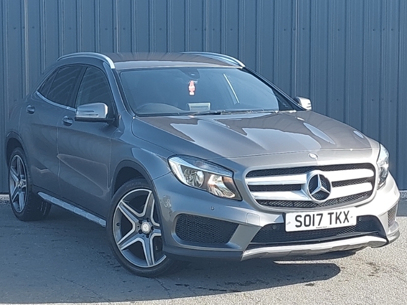 Mercedes-Benz GLA Class Gla 220D 4Matic Amg Line Executive Grey