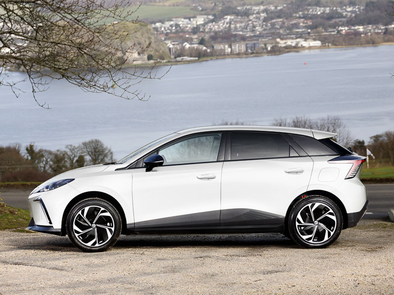 MG MG4 170Kw Premium Long Range 64Kwh White #5