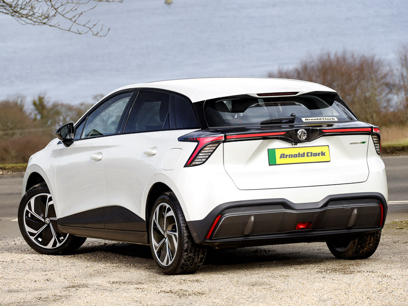 MG MG4 170Kw Premium Long Range 64Kwh NU26MGF White #2