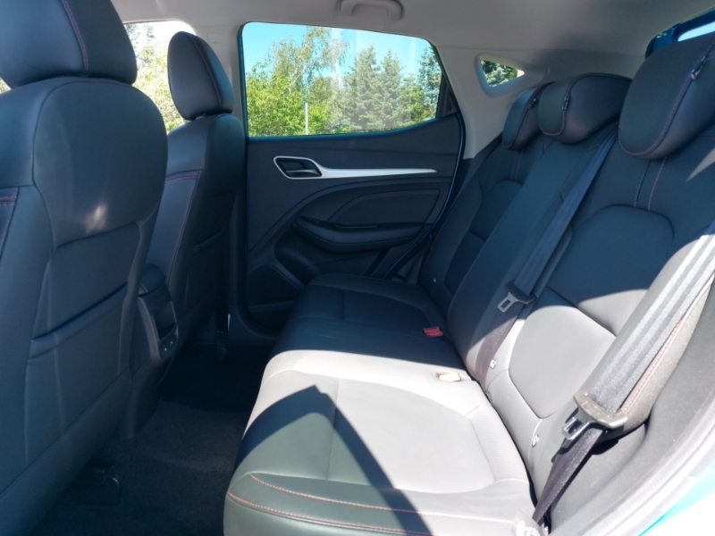MG ZS 1.5 Vti-tech Exclusive Blue #6