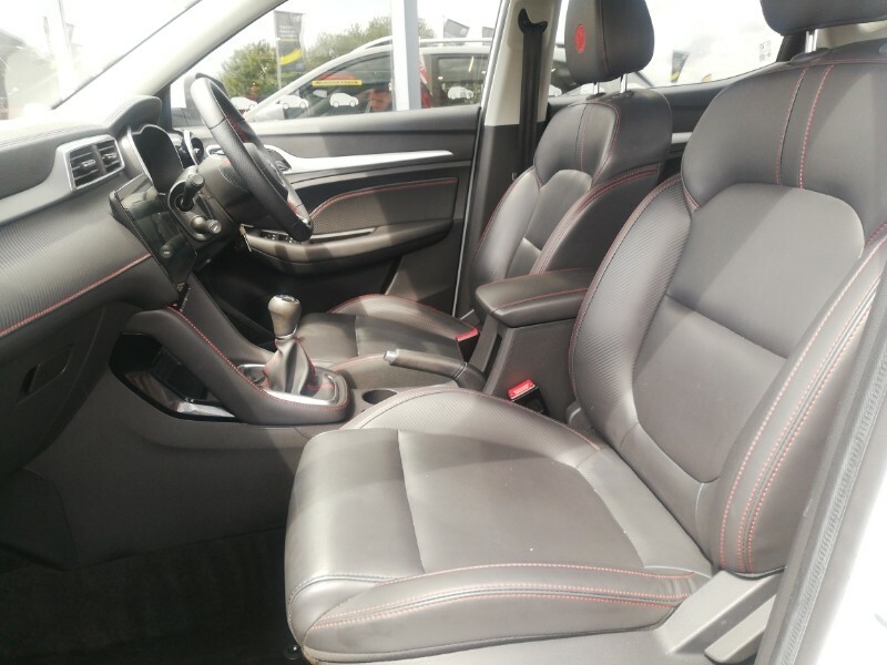 MG ZS 1.5 Vti-tech Exclusive White #5