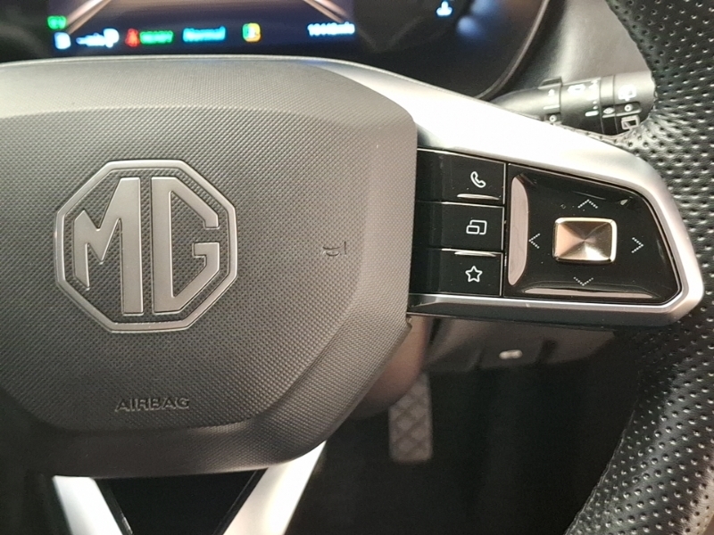 MG ZS 1.5 Hybrid Trophy Euro 6 Ss Black #13