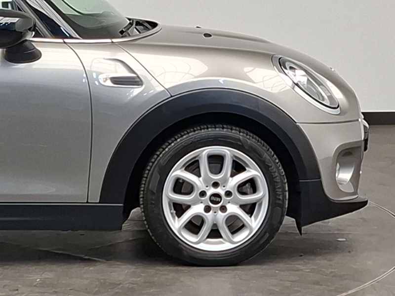 Mini Convertible 1.5 Cooper Sport Convertible Eur Red #14