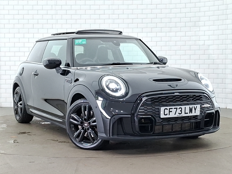 Mini Hatch 2.0 Cooper S Sport Premium Plus Black