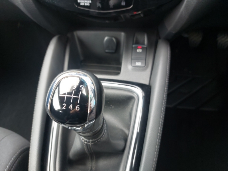 Nissan Qashqai 1.3 Dig-t 158Ps Acenta Premium Xtronic White #15