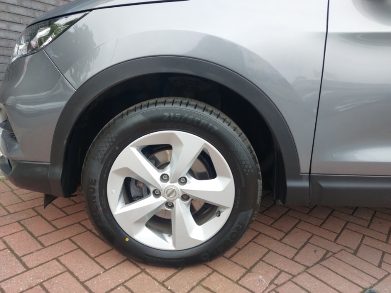 Nissan Qashqai 1.3 Dig-t 158Ps Acenta Premium Xtronic White #19