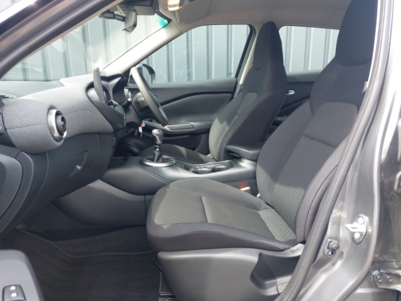 Nissan Juke 1.0 Dig-t Acenta Premium Grey #5