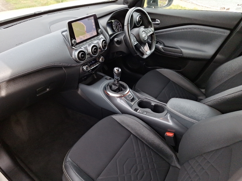 Nissan Juke 1.0 Dig-t 114 Tekna White #5