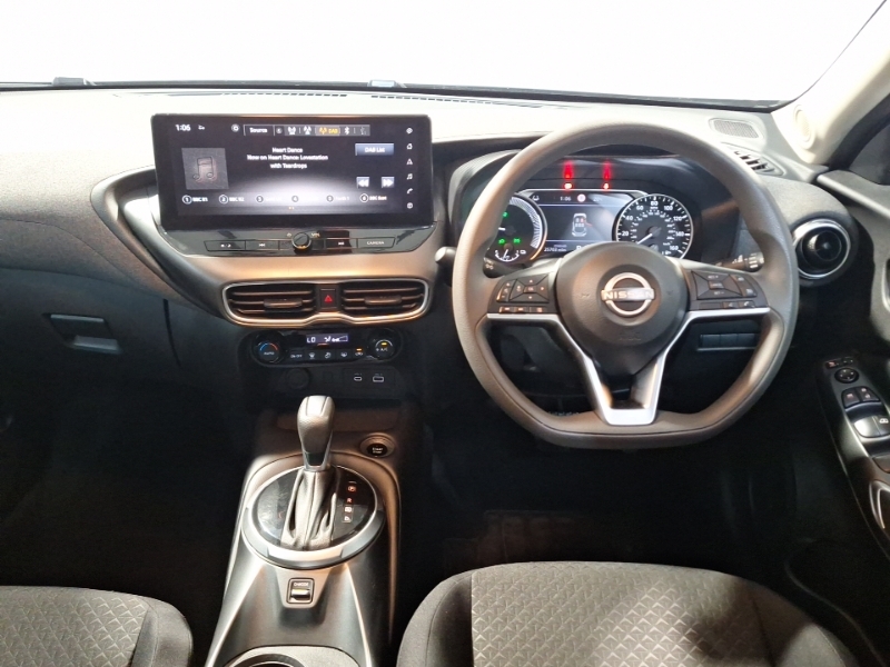 Nissan Juke 1.6 Hybrid N-connecta 32024 Black #8