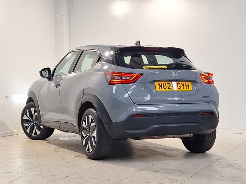 Nissan Juke 1.6 Hybrid N-connecta 32024 Black #2