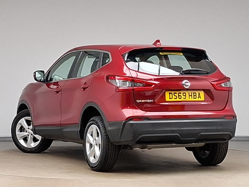 Nissan Qashqai 1.3 Dig-t N-connecta Black #2