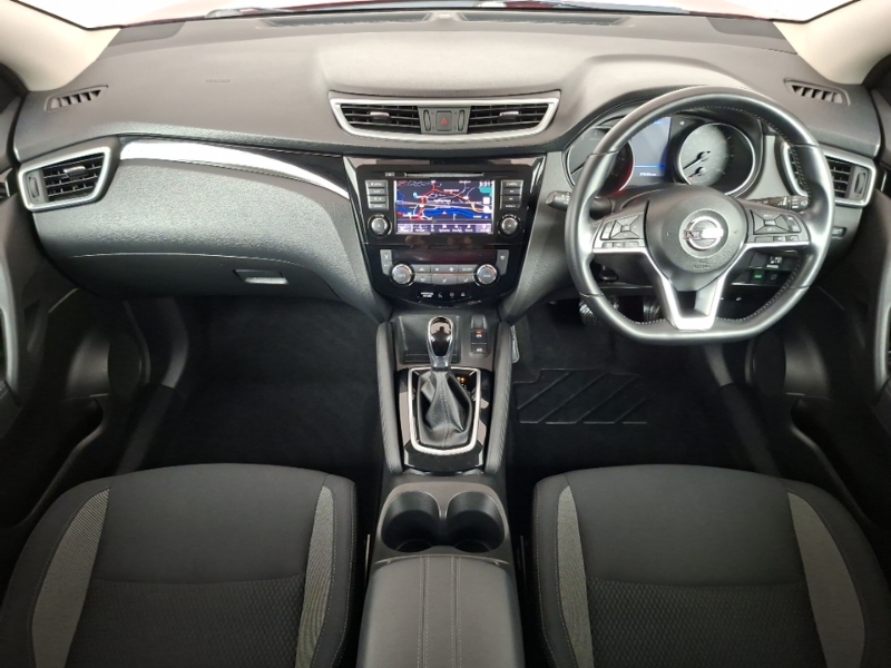 Nissan Qashqai 1.3 Dig-t N-connecta Black #3
