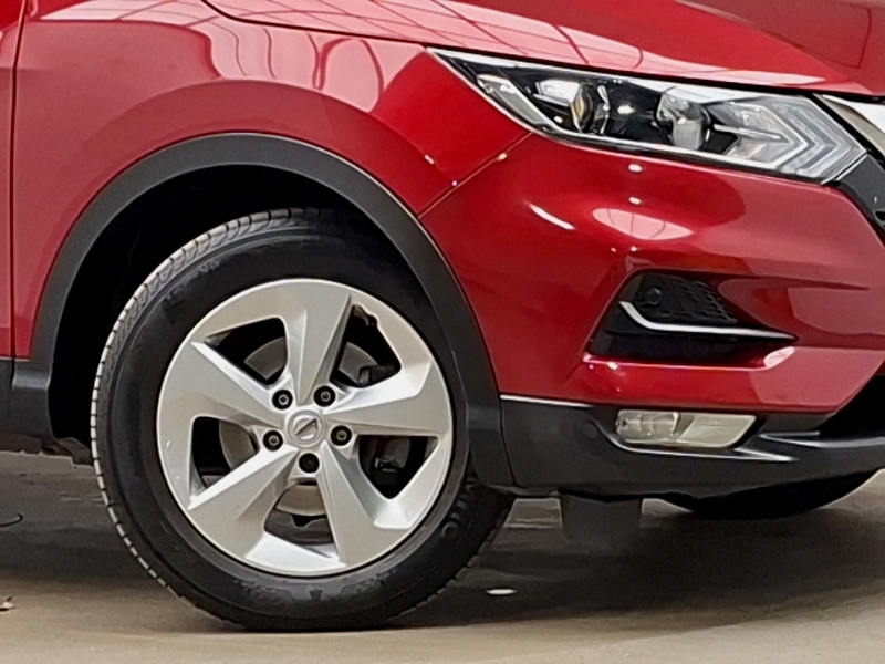Nissan Qashqai 1.3 Dig-t N-connecta Black #19
