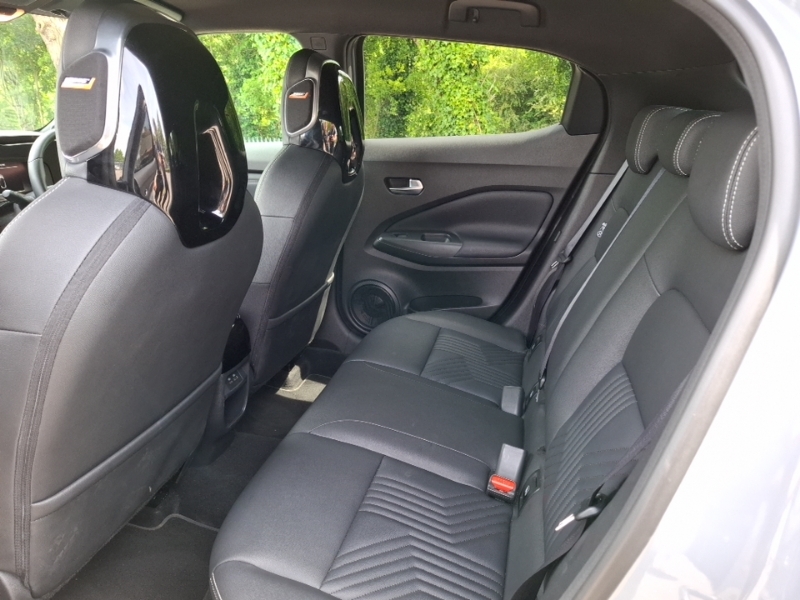Nissan Juke 1.0 Dig-t Tekna Grey #6