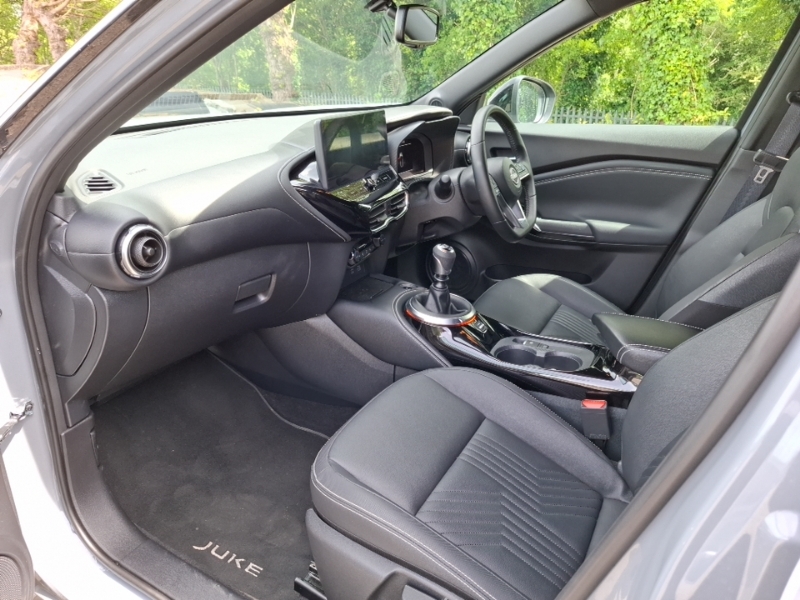 Nissan Juke 1.0 Dig-t Tekna Grey #5