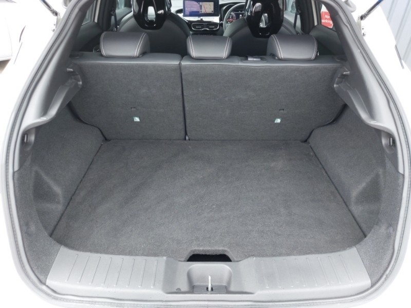 Nissan Juke 1.6 Hybrid Tekna Silver #18