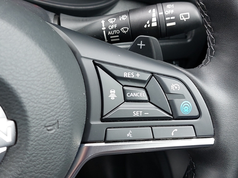 Nissan Juke 1.6 Hybrid Tekna Silver #12