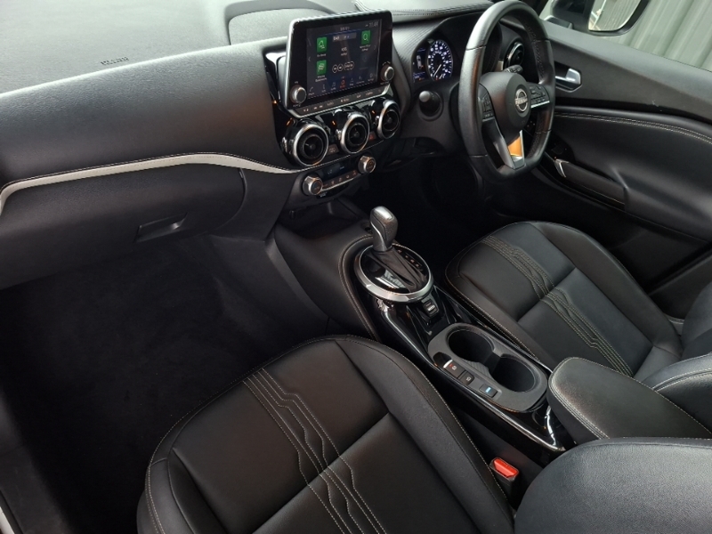 Nissan Juke 1.6 Hybrid Premiere Edition White #5
