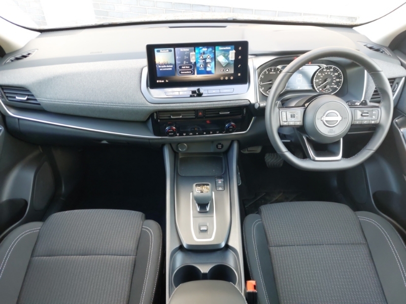 Nissan Qashqai 1.3 Dig-t Mh 158 Acenta Premium Xtronic Grey #3