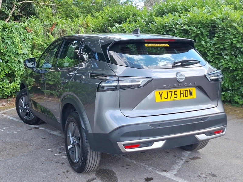 Nissan Qashqai 1.3 Dig-t Mh 158 Acenta Premium Xtronic Grey #2