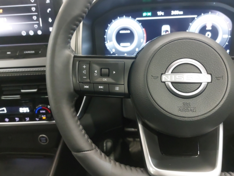 Nissan Qashqai Acenta Premium Silver #12