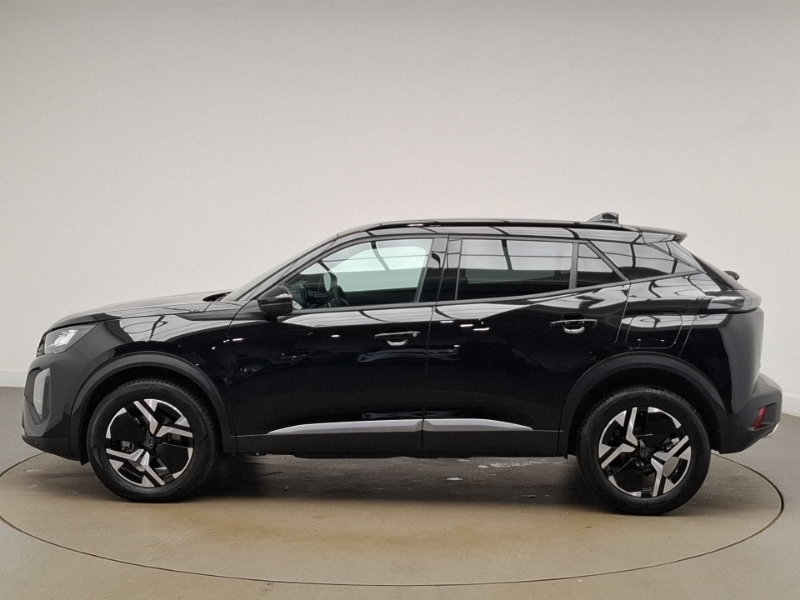 Peugeot 2008 1.2 Hybrid 145 Allure E-dsc6 Black #4