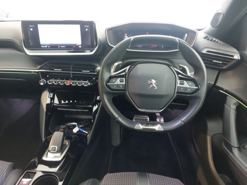 Peugeot 2008 1.2 Puretech 130 Allure  #8