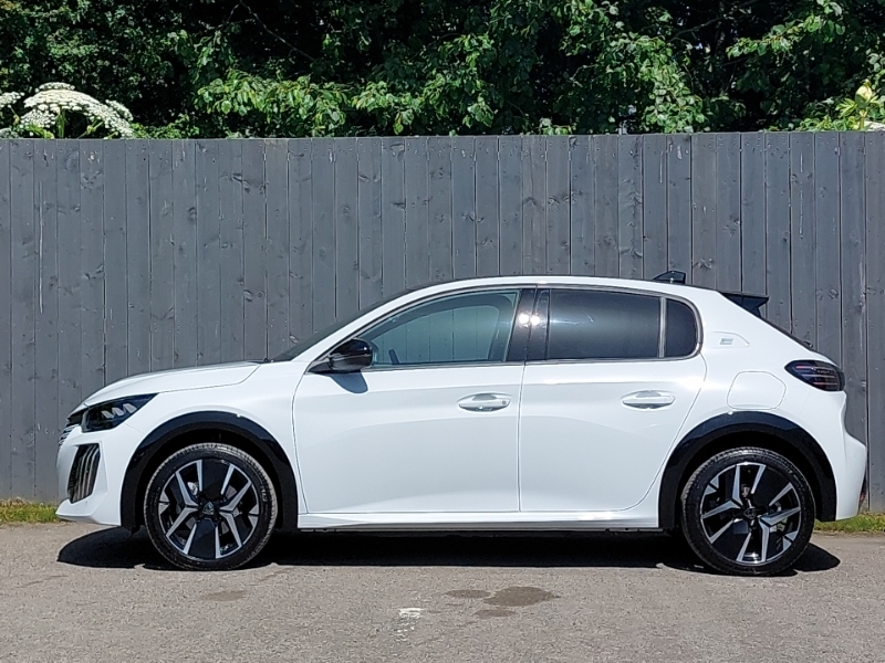 Peugeot e-208 100Kw Gt 50Kwh White #4