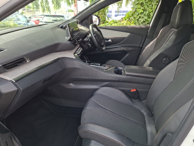 Peugeot 3008 1.2 Puretech Gt Eat8 GF23USS White #5