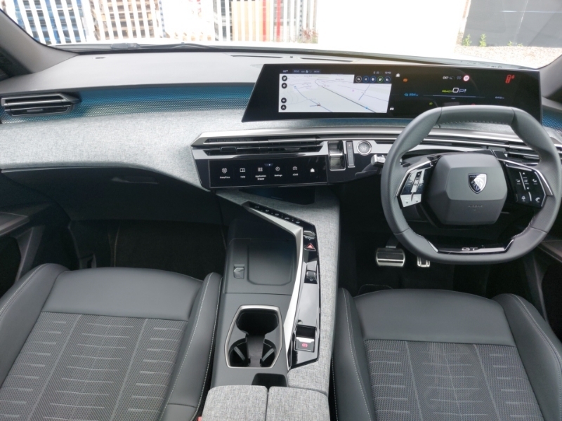 Peugeot 3008 157Kw Gt 73Kwh White #3
