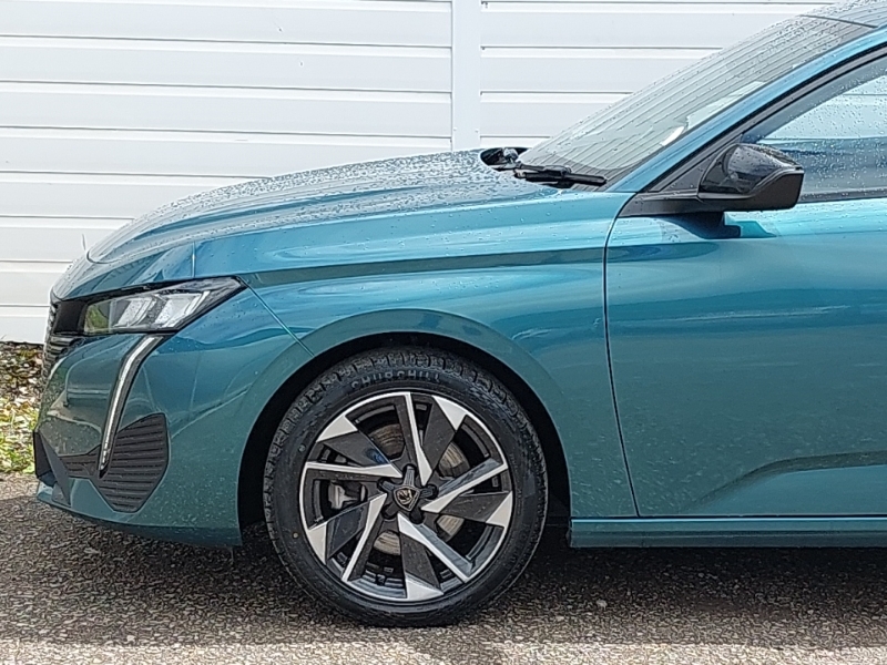Peugeot 308 1.2 Puretech Allure Premium Eat8 Green #18