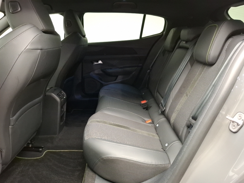 Peugeot 408 1.2 Hybrid 136 Gt E-dsc6 Grey #6