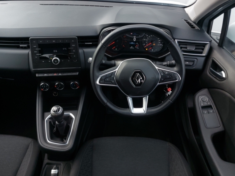 Renault Clio 1.0 Tce Play Euro 6 Ss 9,982 Car Details #8