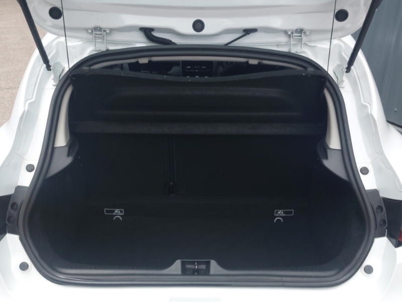Renault Clio 0 Road Tax, Parking Sensors Black #16