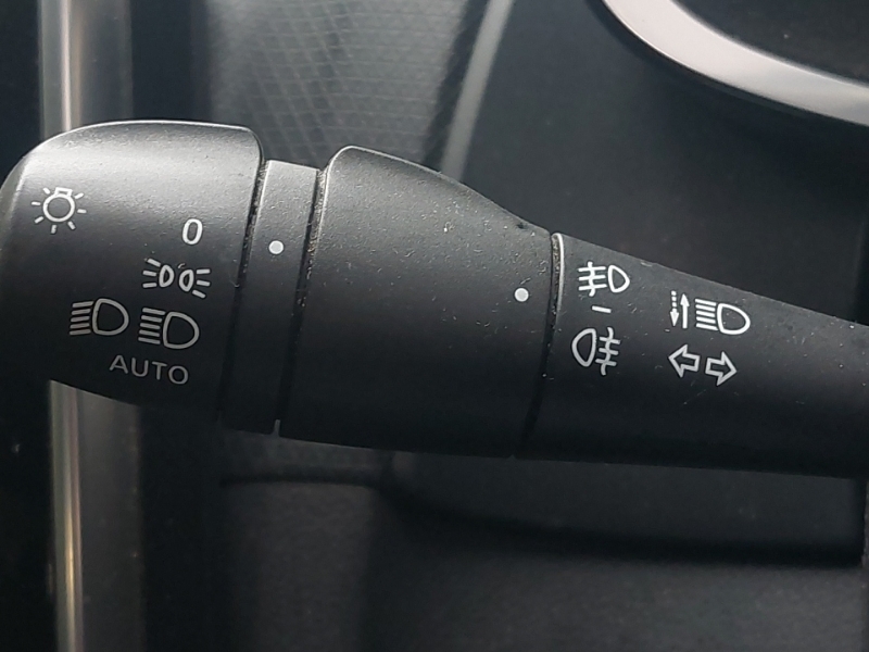 Renault Clio 0 Road Tax, Parking Sensors Black #14